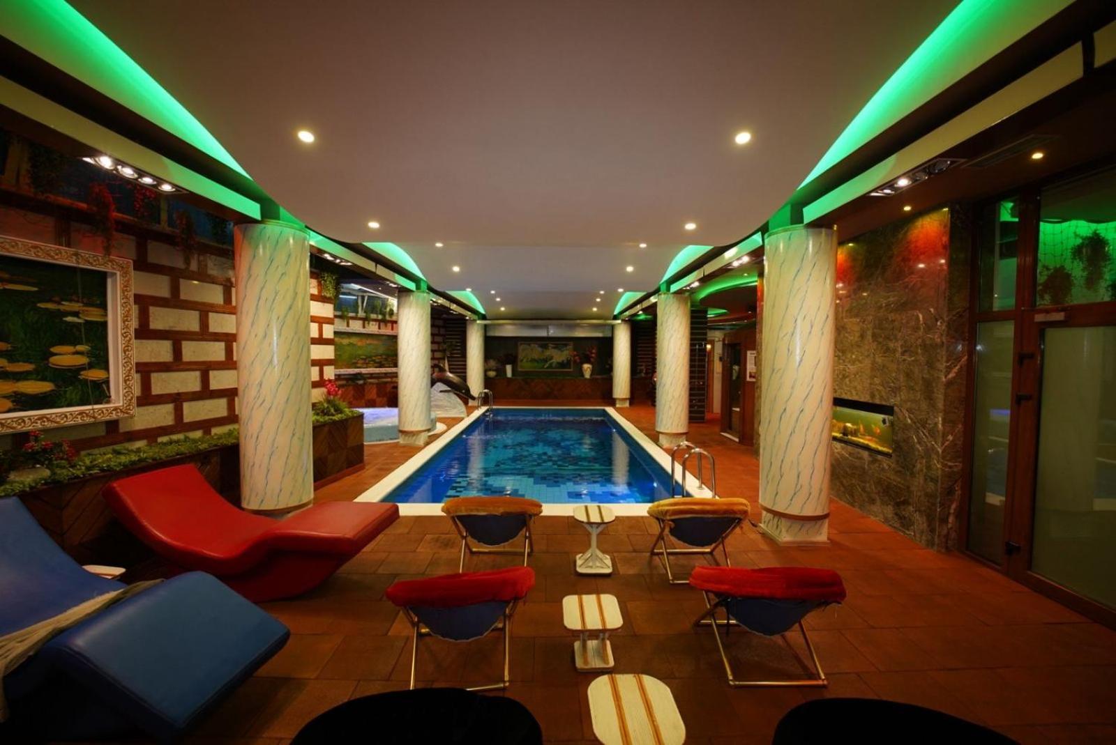 Hotel Rosa Blu Tirana Exterior photo
